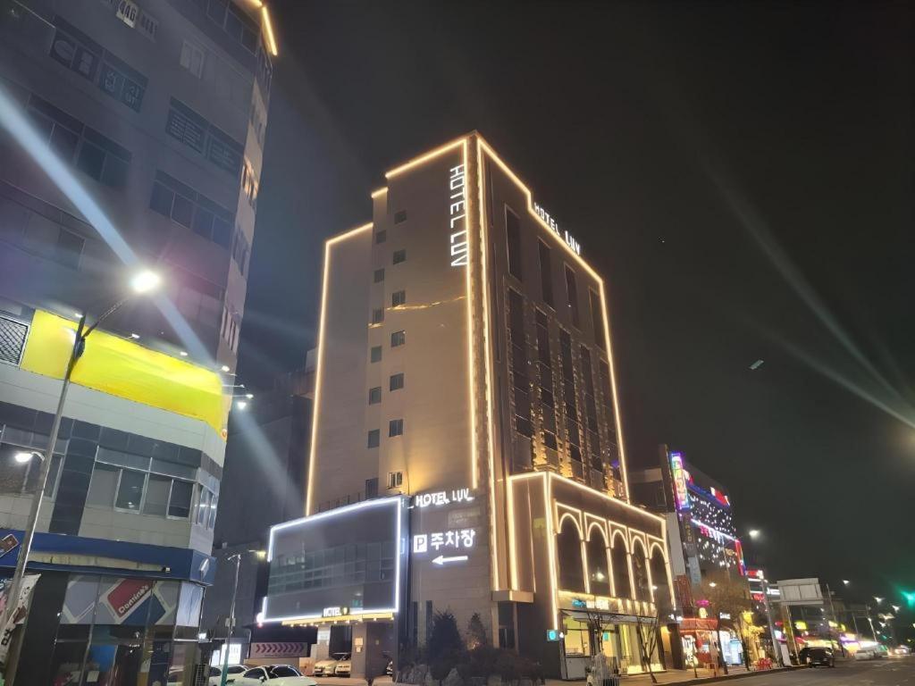 Business Design Hotel Luv Incheon Exterior foto