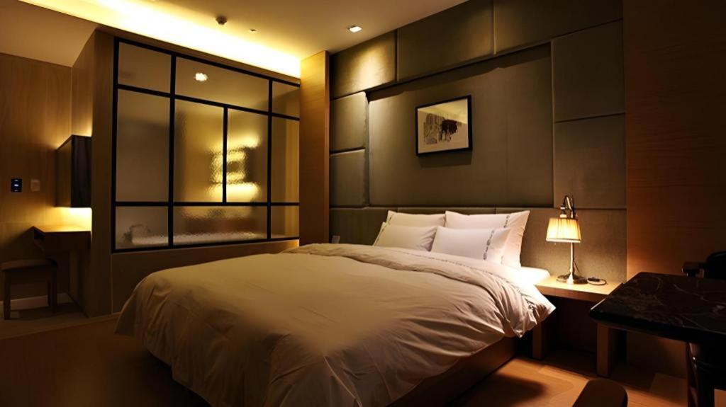 Business Design Hotel Luv Incheon Exterior foto