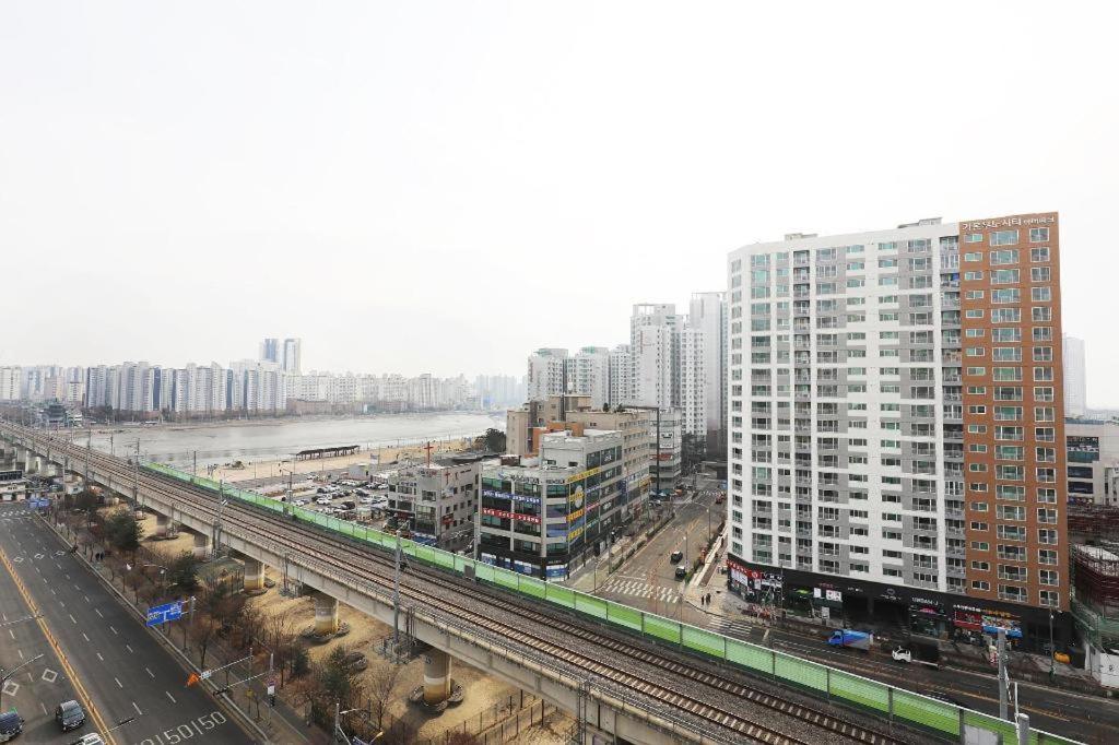 Business Design Hotel Luv Incheon Exterior foto