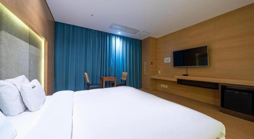 Business Design Hotel Luv Incheon Exterior foto
