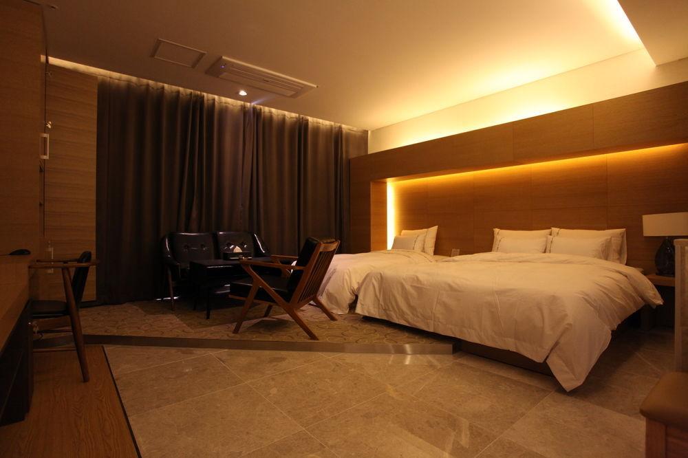 Business Design Hotel Luv Incheon Exterior foto